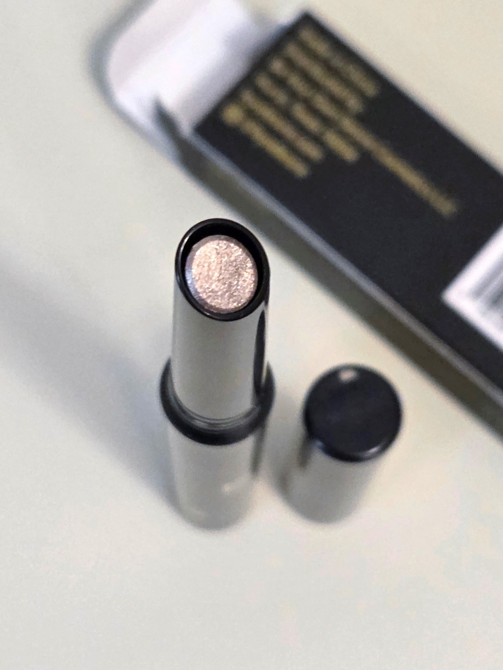 BYOD Eyeshadow Wand – Bronze Me Out Cream Stick Eyeshadow NEW IN BOX - Picture 3 of 11